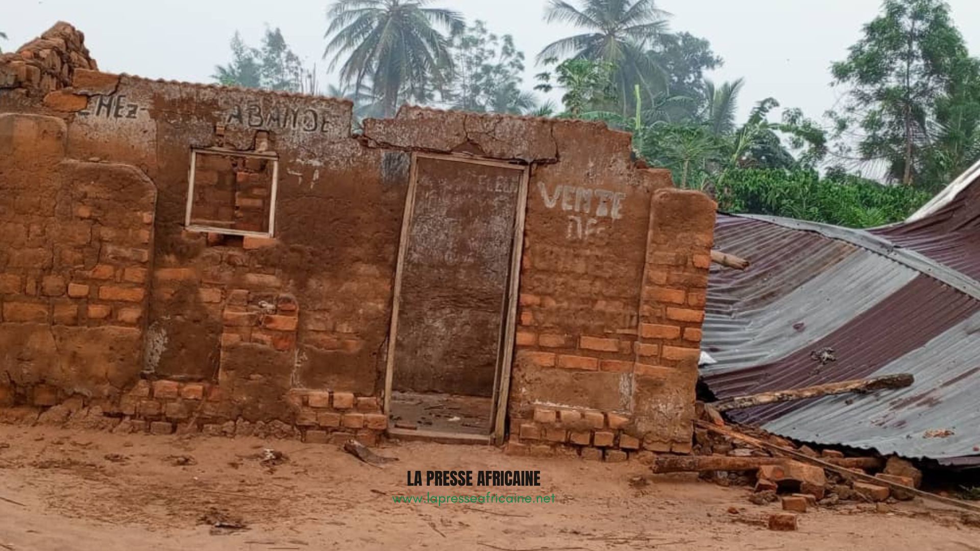 Kasaï central : Les propriétaires de quelques habitations de Bena Tshidila à Demba passent la nuit à la belle étoile suite à une pluie diluvienne